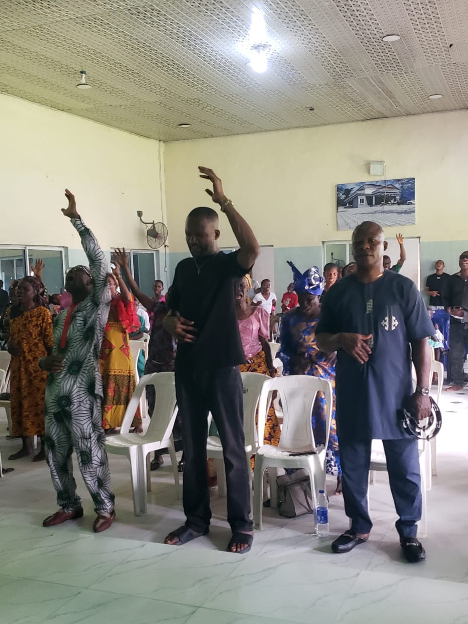Worshippers at SOAN